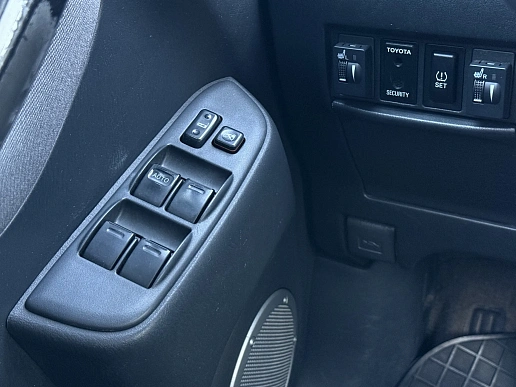 Купить Тойота Новый RAV4 2003г.