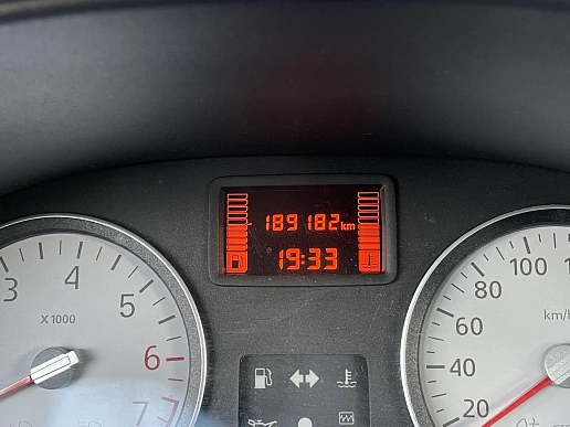 Купить Рено Логан 2012г.