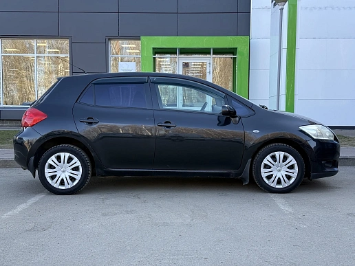 Купить Тойота Аурис 2007г.