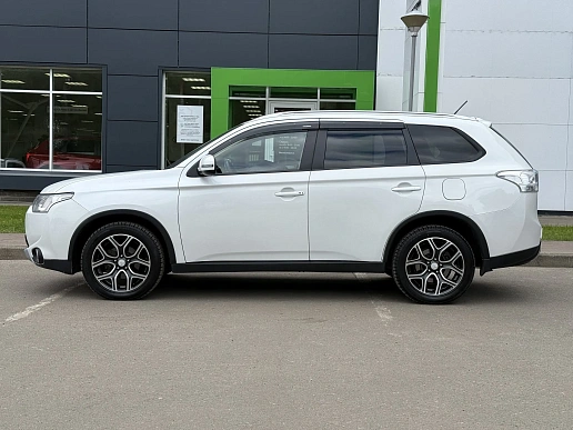 Купить Митсубиси Оутлендер 2014г.