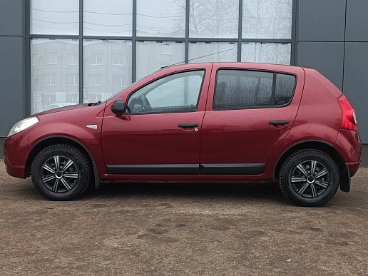 Купить Рено Сандеро 2011г.