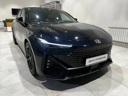 Купить Чанган УНИ-В 2022г.