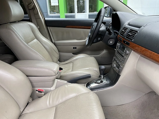 Купить Тойота Авенсис 2006г.