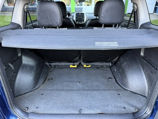 Купить Тойота Новый RAV4 2003г.