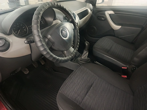 Купить Рено Сандеро 2011г.