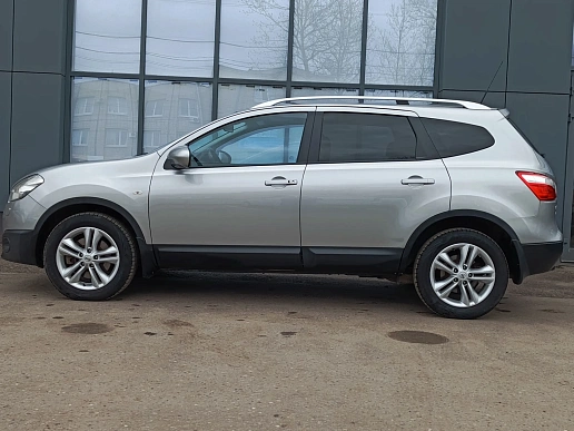 Купить Ниссан Кашкаи+2 2011г.